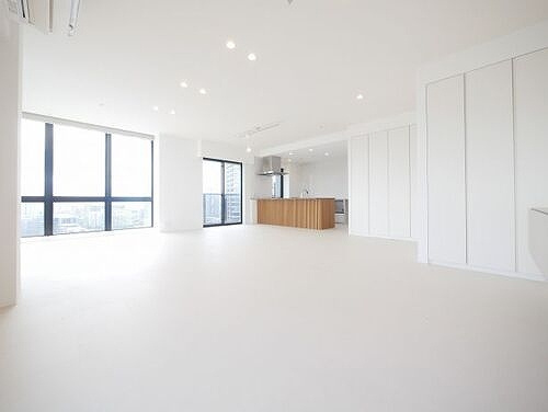 照葉ザ・タワーの居間・リビング|リビングダイニング