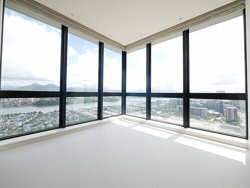 照葉ザ・タワーの居間・リビング|リビングダイニング