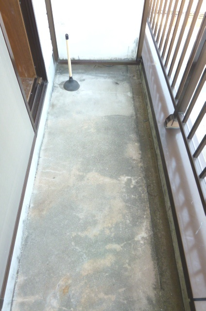 厚花ビル【キャッシュバック対象物件】のバルコニー|落ち着いた時間を過ごせるバルコニーです