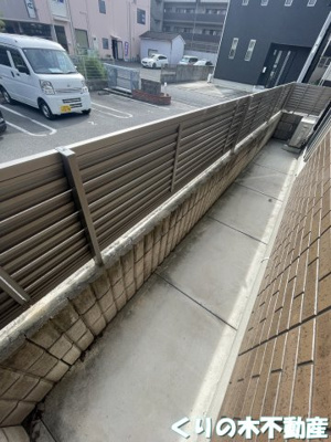 【バルコニー】 | プロスペリテ | 暖かな日差しのふりそそぐバルコニー