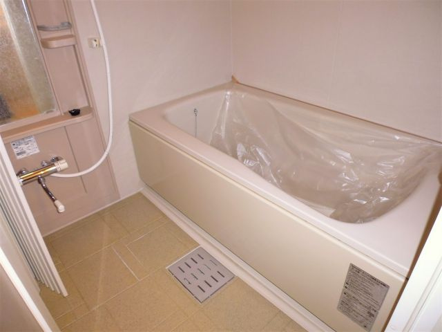 ECO　NISHIFUTAMIの浴室