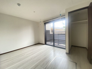 【居間・リビング】 | willows神明 | ※反転タイプ、別部屋写真使用。