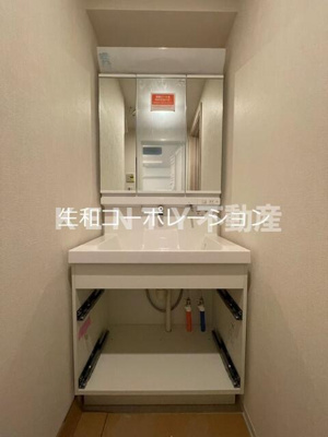 【洗面所】 | コンフォール千鳥 | 脱衣スペースもあります
