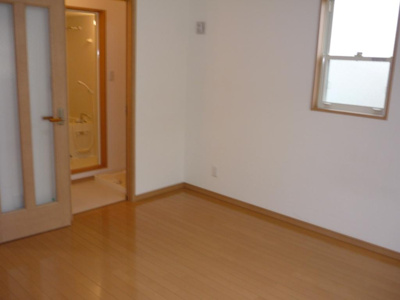 【居間・リビング】 | アネックスガーデン本千葉 | ゆったりとしたリビングです