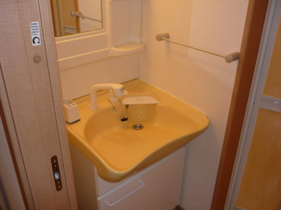 【洗面所】 | アネックスガーデン本千葉 | 明るい洗面所です