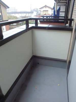 【バルコニー】 | ベルパークＡ | バルコニーからの眺めを楽しみながら食事をしませんか