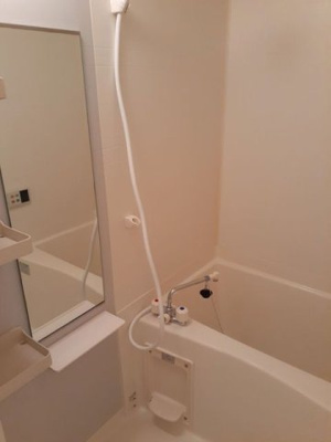 【浴室】 | パークサイド砂山 | 落ち着いた空間のお風呂です