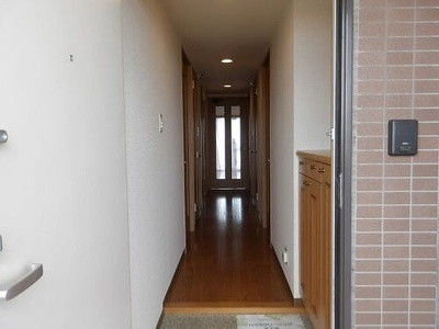 【玄関】 | ライオンズマンション千葉グランドタワー | 共有部からの室内　※2025年9月撮影