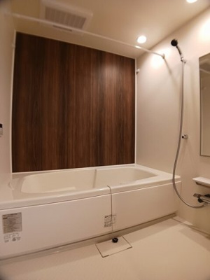 【浴室】 | シルバンハウスＢ | 日々の疲れを癒すお風呂付です