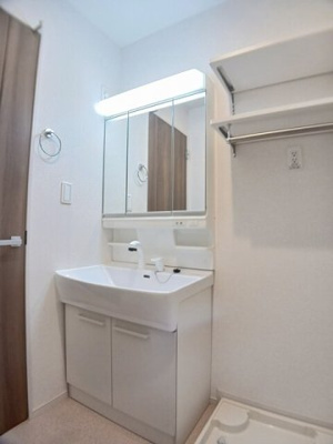 【洗面所】 | シルバンハウスＢ | コンパクトで使いやすい洗面所