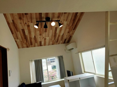 【居間・リビング】 | 西千葉ハイリビング参番館 | こちらのリビングで趣味の時間をお楽しみください