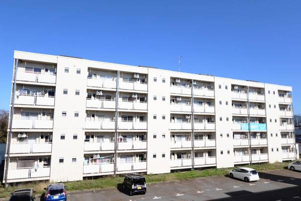 ビレッジハウス清水2号棟の外観