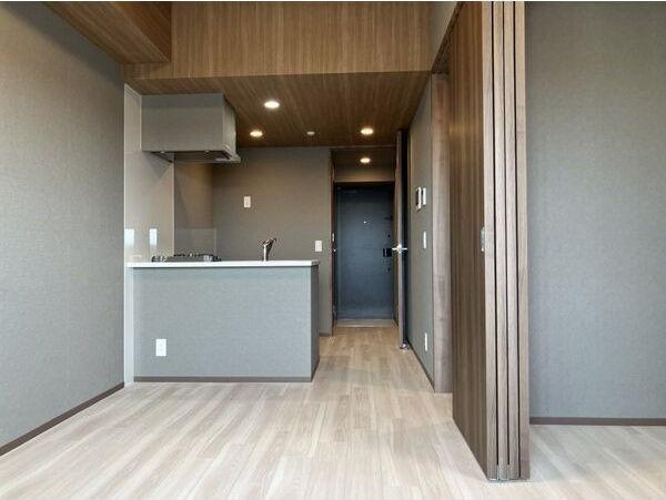 メイクスWアート金山ウエストの居間・リビング