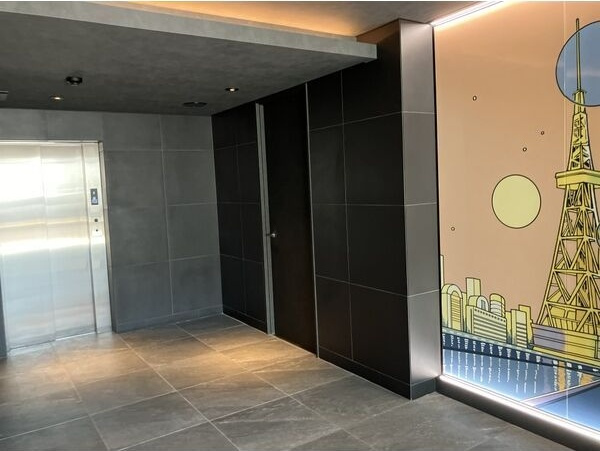 メイクスWアート金山ウエストのロビー