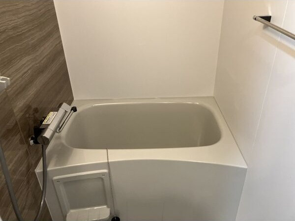 メイクスWアート金山ウエストの浴室