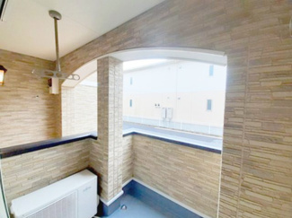 【バルコニー】 | サンライズ・レジデンス　Ⅱ | お洗濯にも便利なバルコニー付き