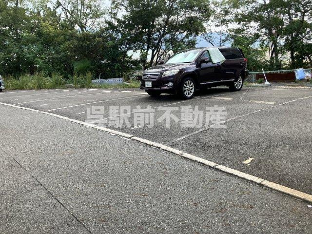 呉市晴海町ビル(SEASIDE HARUMI)の駐車場