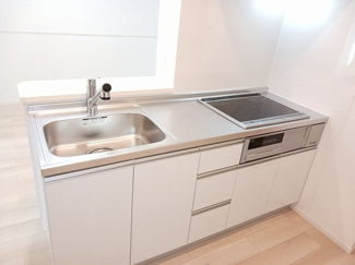 【キッチン】 | アヴニール・ヒルズⅢ | 使いやすいキッチンです