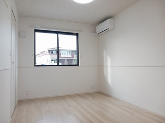 【内装】 | アヴニール・ヒルズⅢ | 明るい色調の室内です