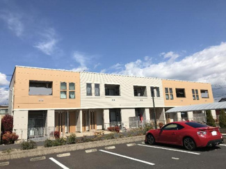 【駐車場】 | ＥＡＳＴ　ＲＯＣＫ２ | 外観写真（昼）