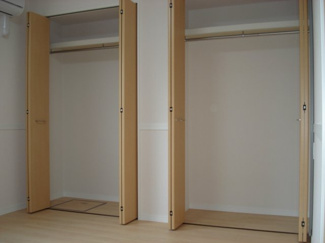 【収納】 | ＥＡＳＴ　ＲＯＣＫ２ | 洋室収納