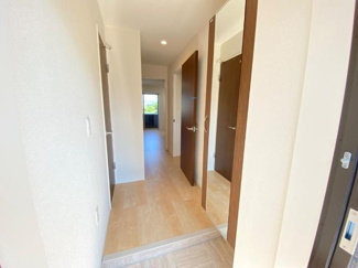 【玄関】 | サンシャインヒル | 玄関