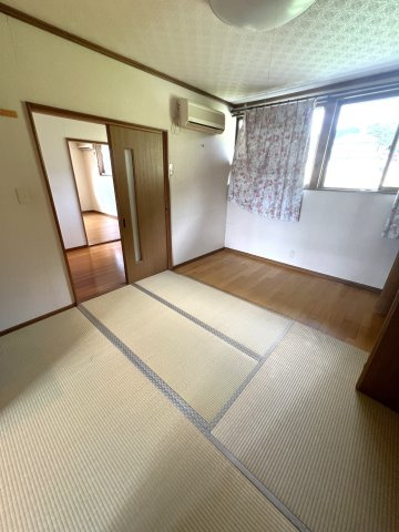 津山市加茂町塔中　２階建中古住宅　８DKの和室|2F