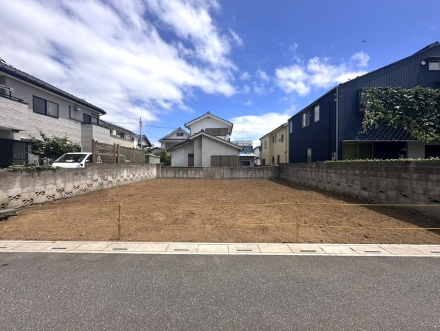 入間郡三芳町大字北永井の新築一戸建の外観|2025年10月撮影　
敷地ゆったり53坪超、長く安心・快適に暮らせる長期優良住宅♪
資料請求やご見学などお気軽にお問い合わせください。
