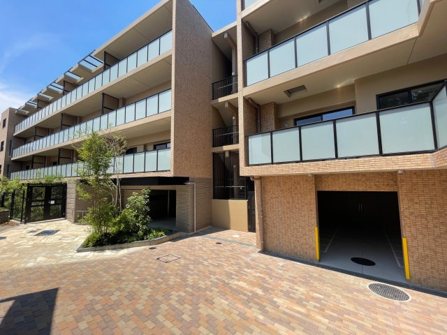 アンビシャスガーデン鶴瀬の外観