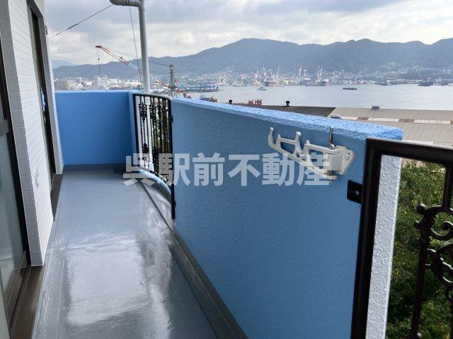 呉市晴海町ビル(SEASIDE HARUMI)のバルコニー
