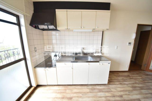 呉市晴海町ビル(SEASIDE HARUMI)のキッチン