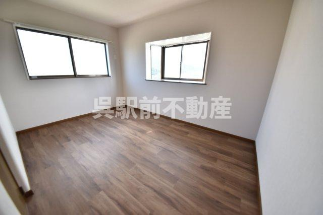 呉市晴海町ビル(SEASIDE HARUMI)の洋室