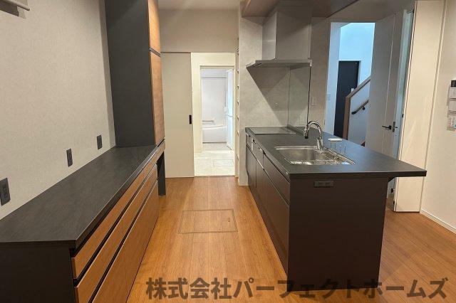 【居間・リビング】の画像