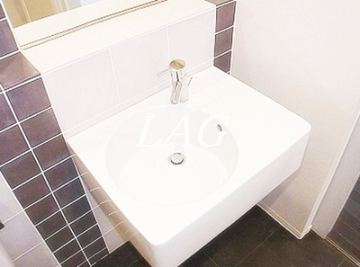 【洗面所】 | イプセ多摩川緑地 | 独立洗面台です。