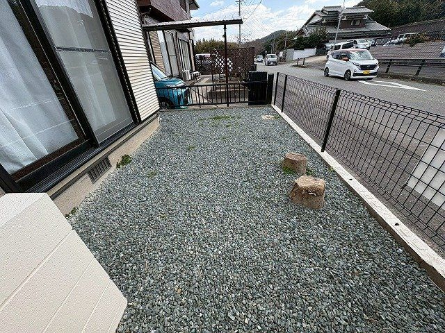 【庭】 | 新宮町大字立花口戸建