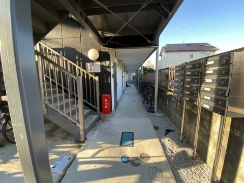 【賃貸マンション】Ｖｉｌｌａ　Ｂｒｉｓｅのエントランス