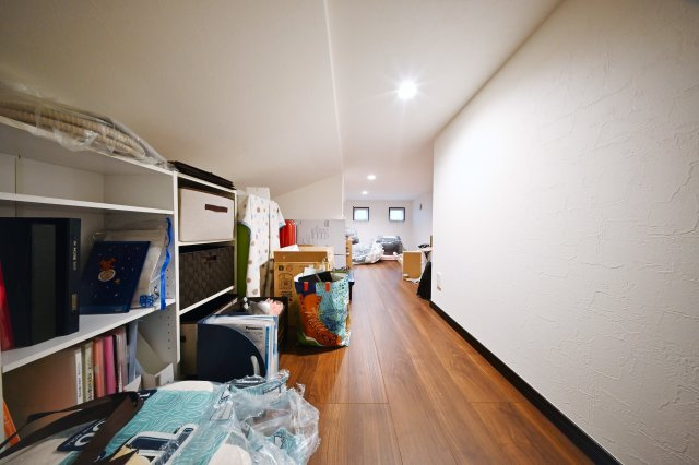 【収納】 | 太田市細谷町　中古戸建 | 屋根裏収納はひろびろとしており季節外の物などをたっぷり収納できます♪
