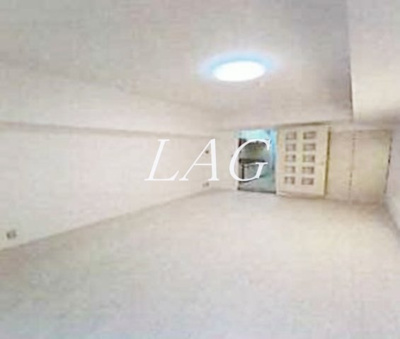 【居間・リビング】 | グローリア町田合同ビル | 洋室のお部屋です。