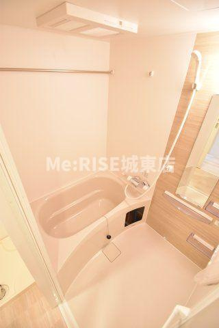 セレニテ京橋クレアの浴室