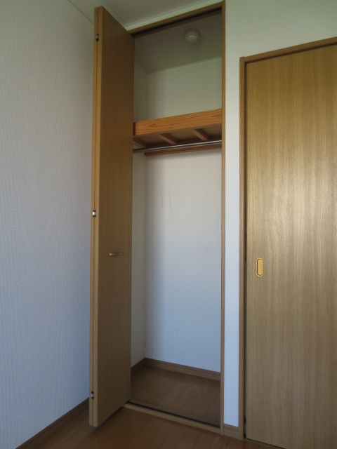 コーポアベニュー大城【キャッシュバック対象物件】の収納