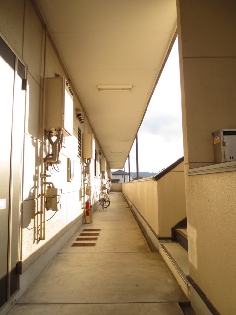 コーポアベニュー大城【キャッシュバック対象物件】のロビー