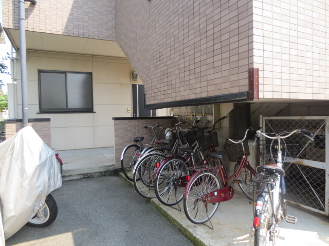 コーポアベニュー大城【キャッシュバック対象物件】のエントランス