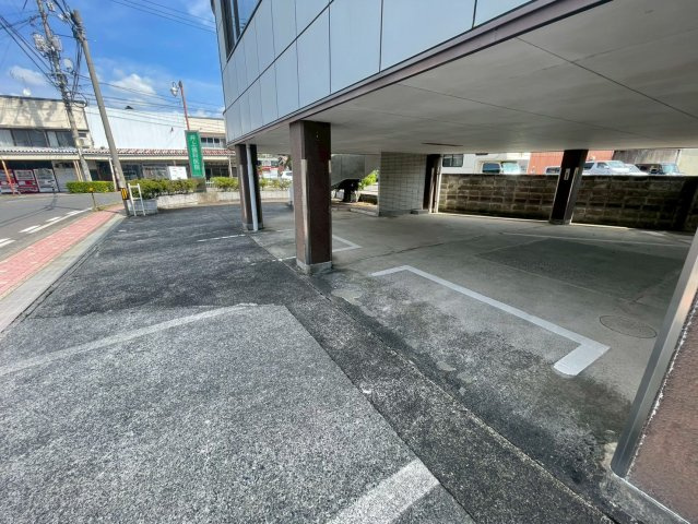 【駐車場】の画像