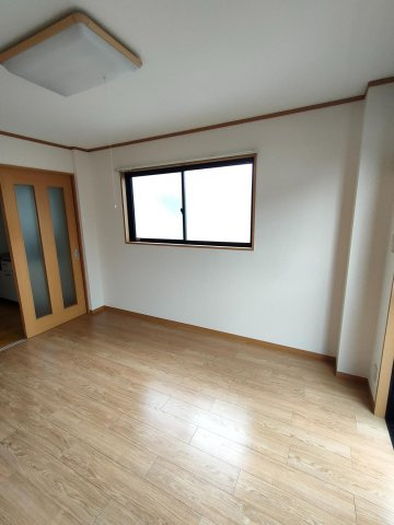 コーポソアラの洋室