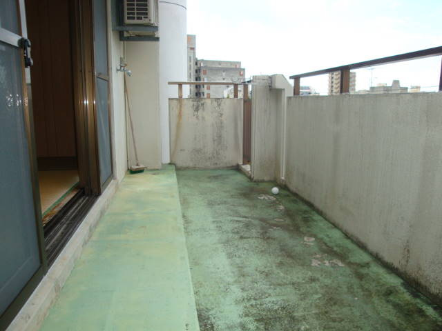 与儀マンションのバルコニー