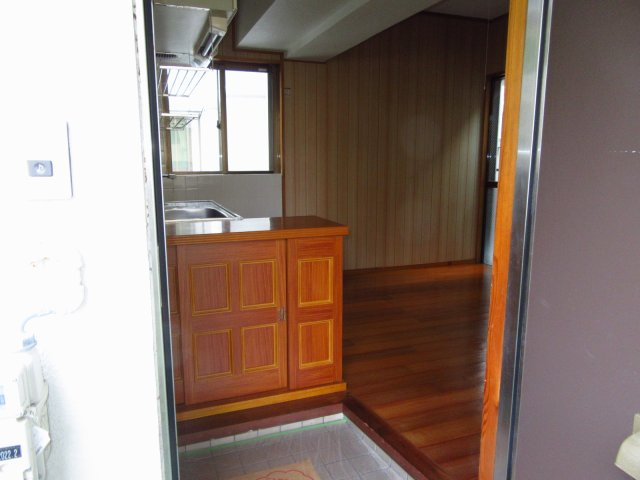 与儀マンションの玄関