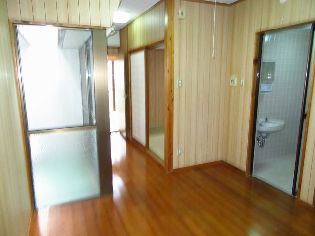 与儀マンションの居間・リビング