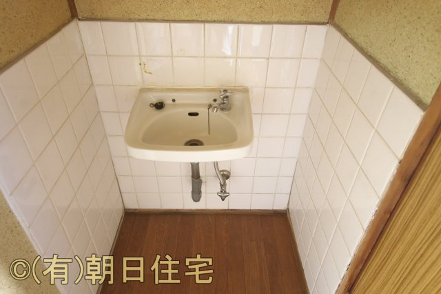 竹内アパートの洗面所