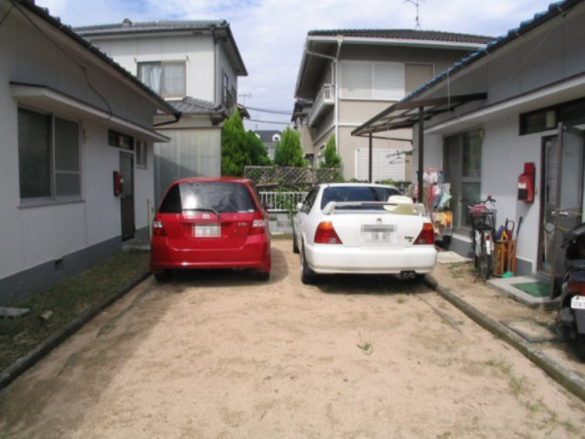 竹内アパートの駐車場