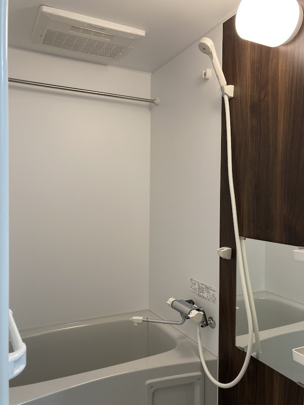 【賃貸マンション】リブリ・V*ris　上広谷の浴室|落ち着いた空間のお風呂です